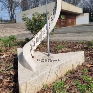 Reloj de sol ecuatorial-helicoidal