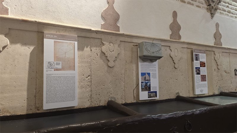 Algunos paneles explicativos de la Exposición "Los Relojes de sol de Hernán Ruiz"